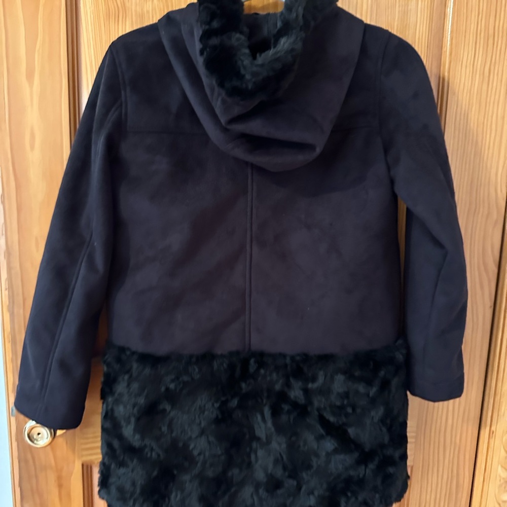 The coat was wore once . No stains . Best quality